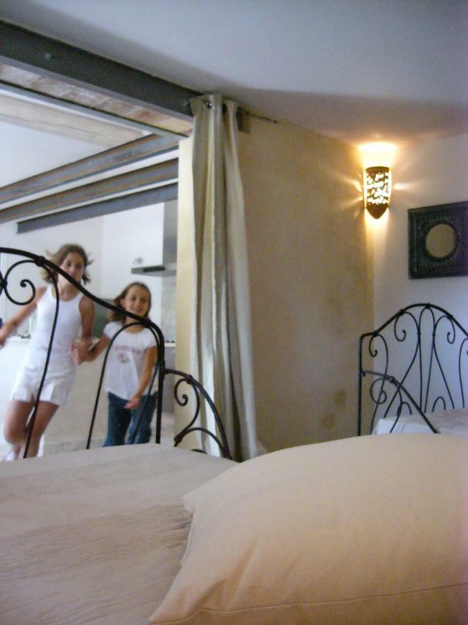 Mas Boudeissoun Villa Mormoiron Buitenkant foto